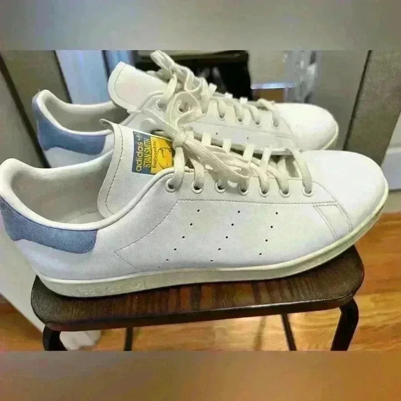 Adidas Stan Smith Sneakers - Picture 2 of 5